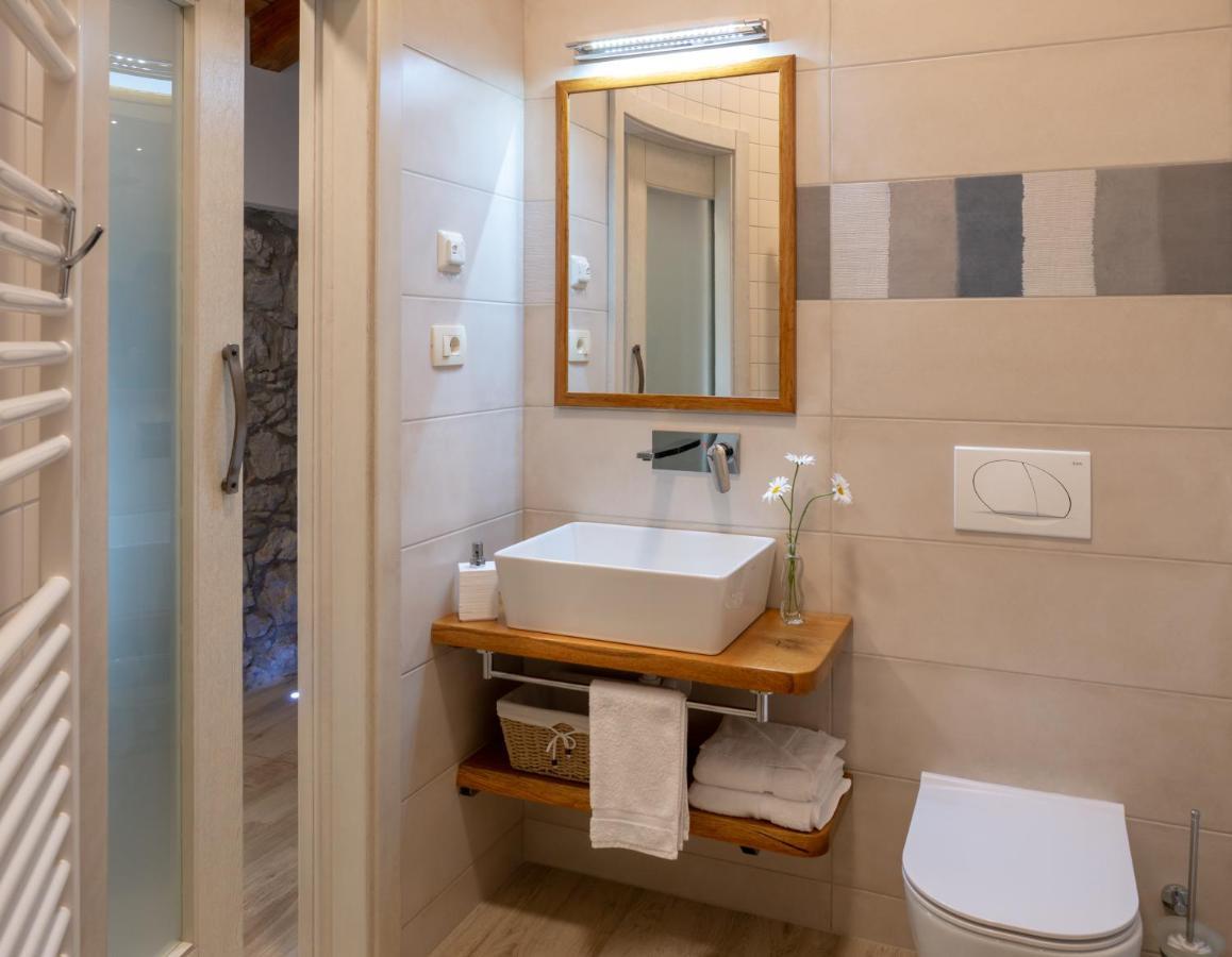 Apartmaji In Sobe Odlicna Hisa Štanjel Extérieur photo