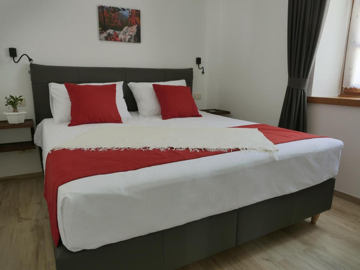 Apartmaji In Sobe Odlicna Hisa Štanjel Extérieur photo