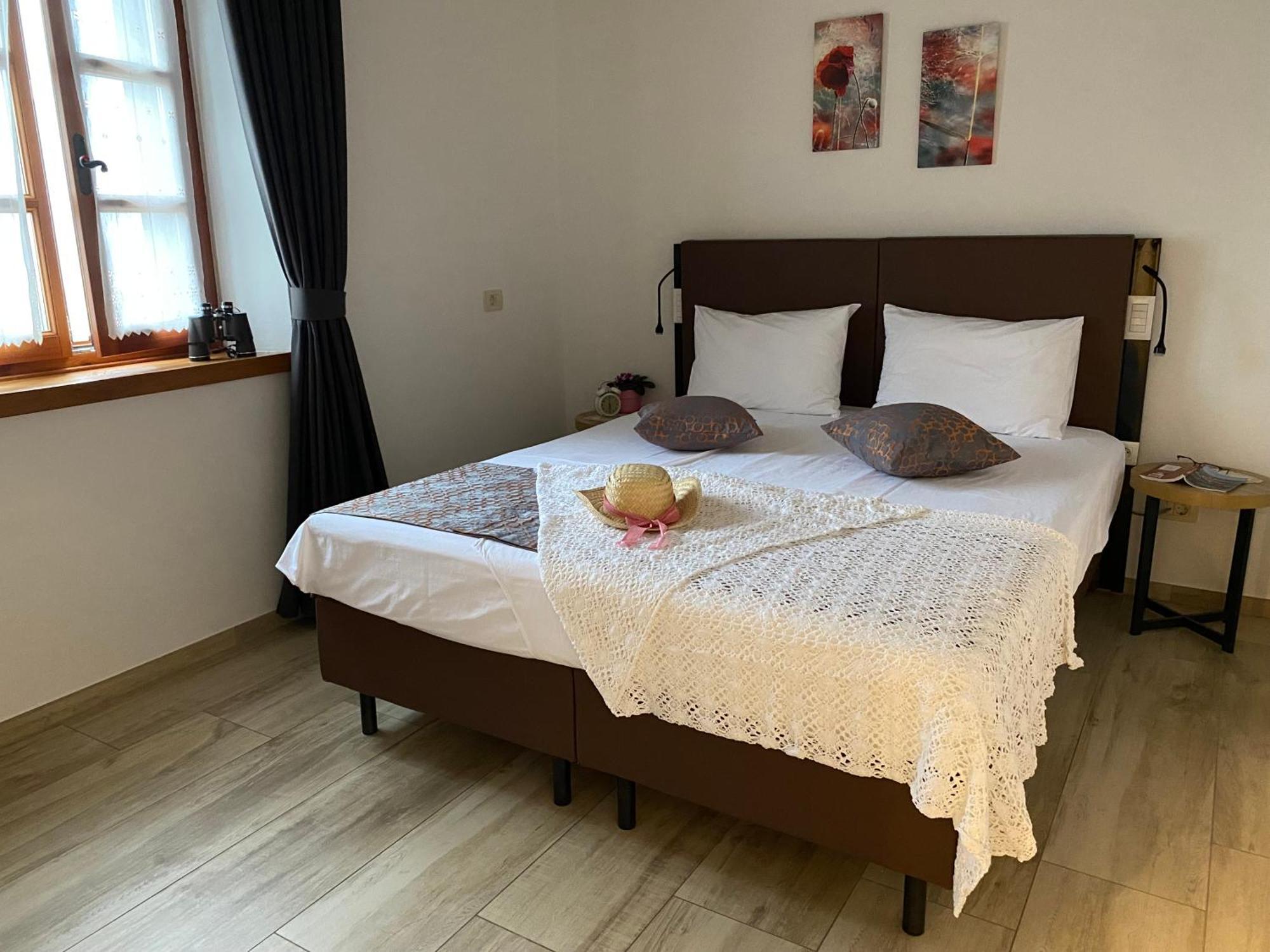 Apartmaji In Sobe Odlicna Hisa Štanjel Extérieur photo